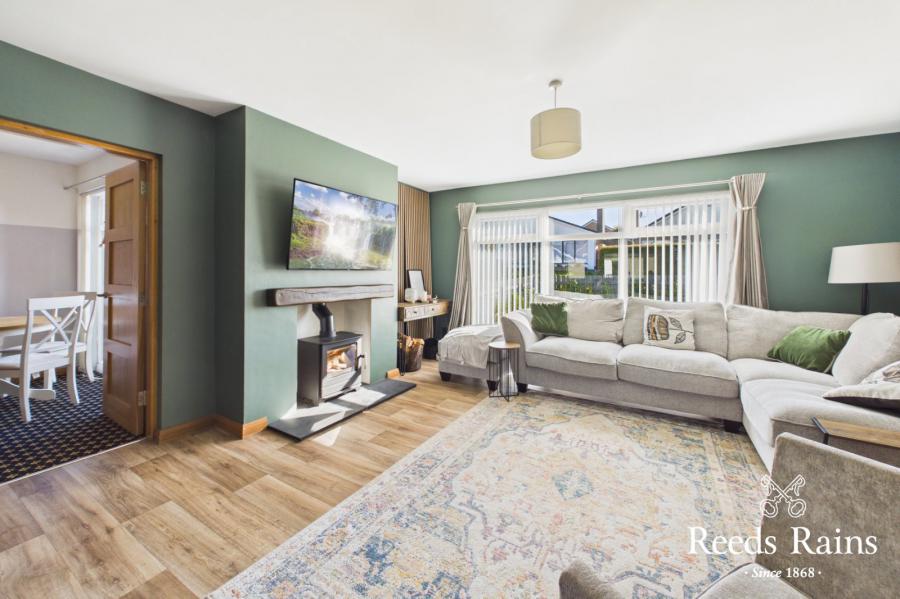 1 Rossinver Gardens