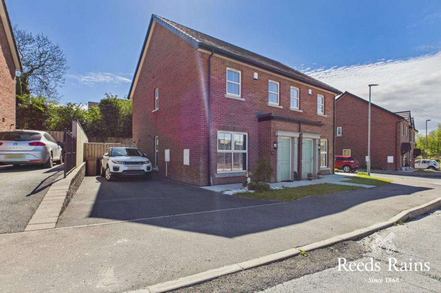 44 Helens Wood Green, Bangor, County Down, BT19 1GD
