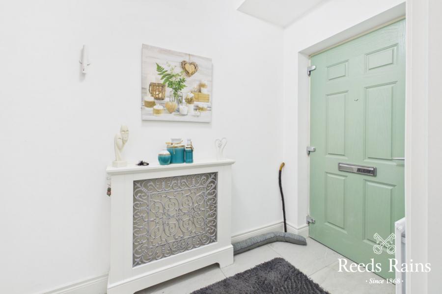 44 Helens Wood Green