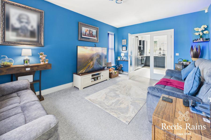 44 Helens Wood Green