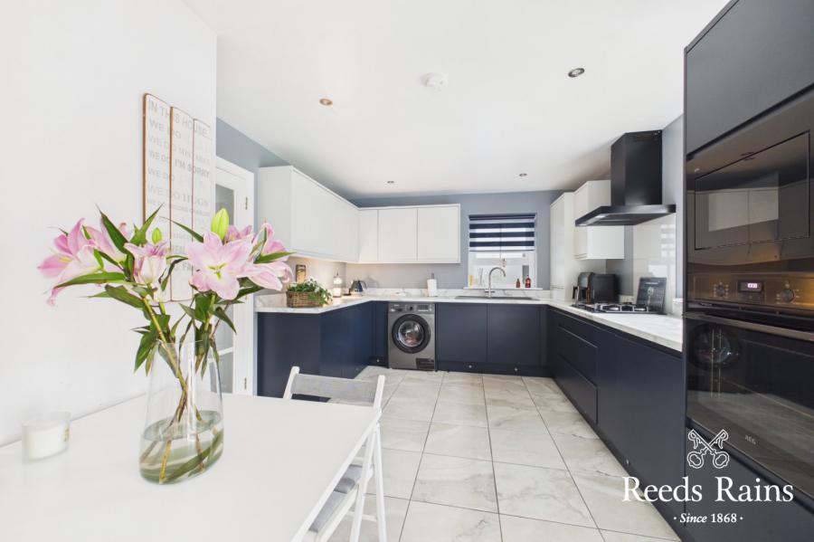 2 Bridgelea Park