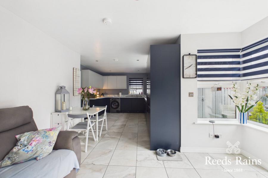 2 Bridgelea Park