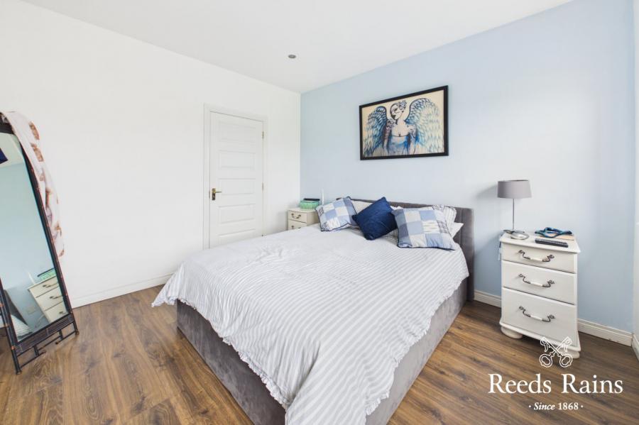 2 Bridgelea Park