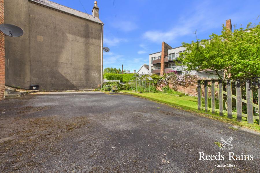 88 Princetown Road