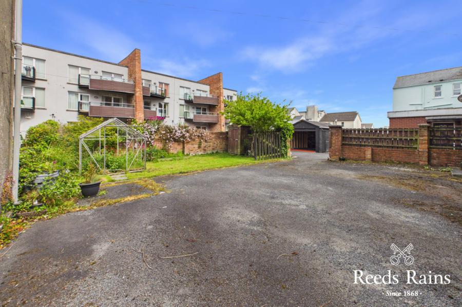 88 Princetown Road
