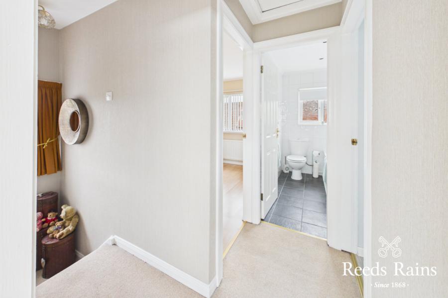 12 Fernmore Avenue