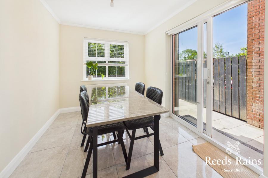 131 Linen Crescent
