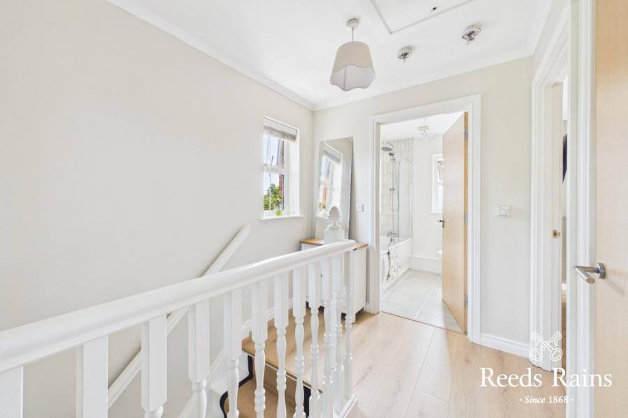 131 Linen Crescent