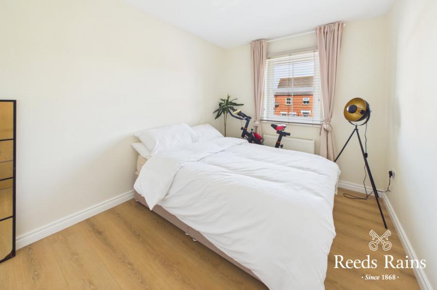 131 Linen Crescent
