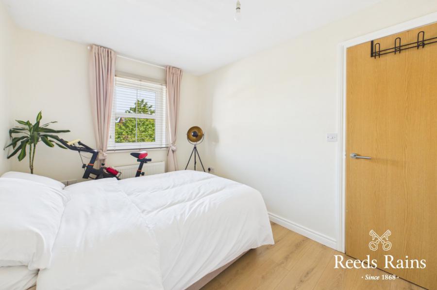 131 Linen Crescent