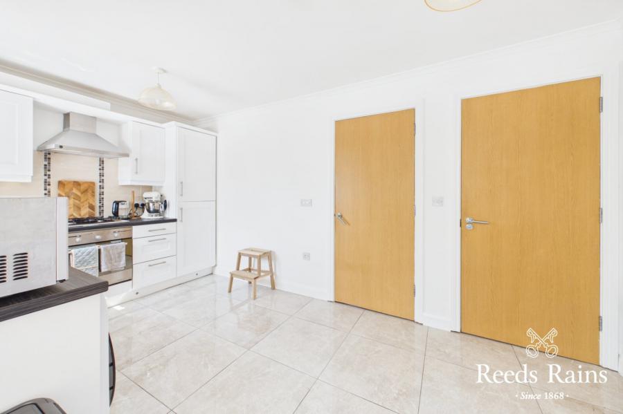 131 Linen Crescent