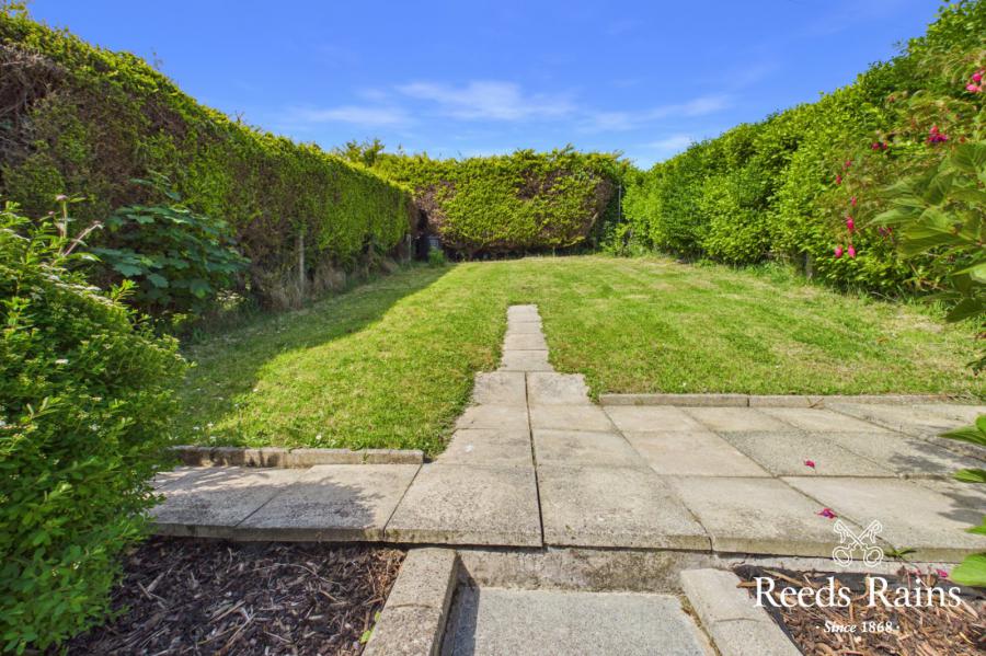 34 Whitehill Drive
