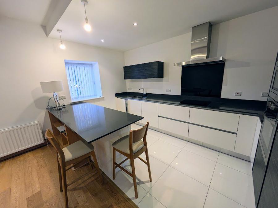 1 The Stables, The Mill Village