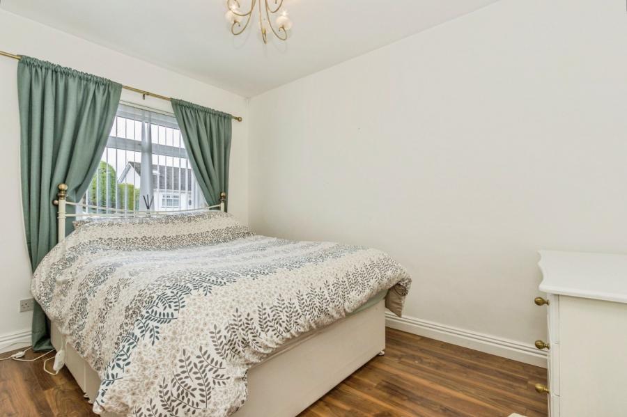 8 Lough Swilly Park