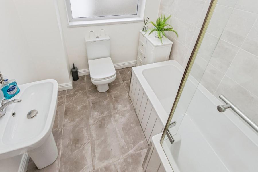 8 Lough Swilly Park