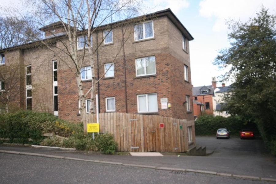 6 Ascot House, Windsor Avenue North