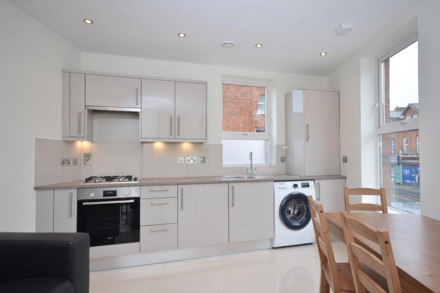 Apartment 1, 2a Marlborough Avenue