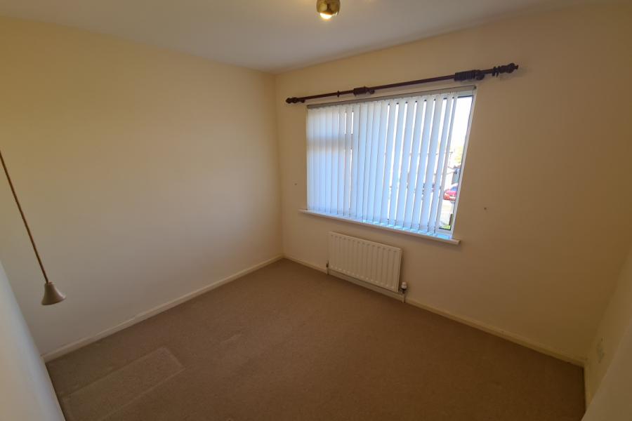 36 Roddens Crescent