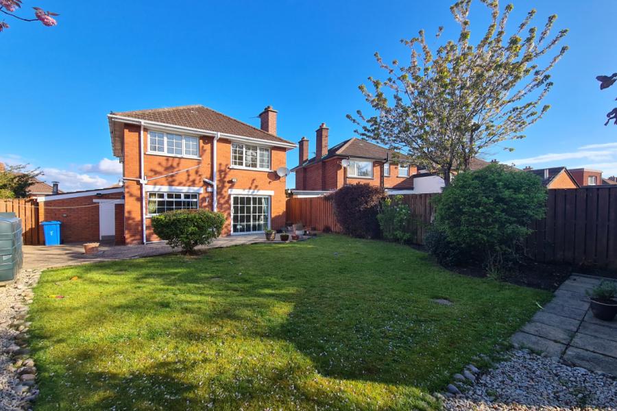 36 Roddens Crescent