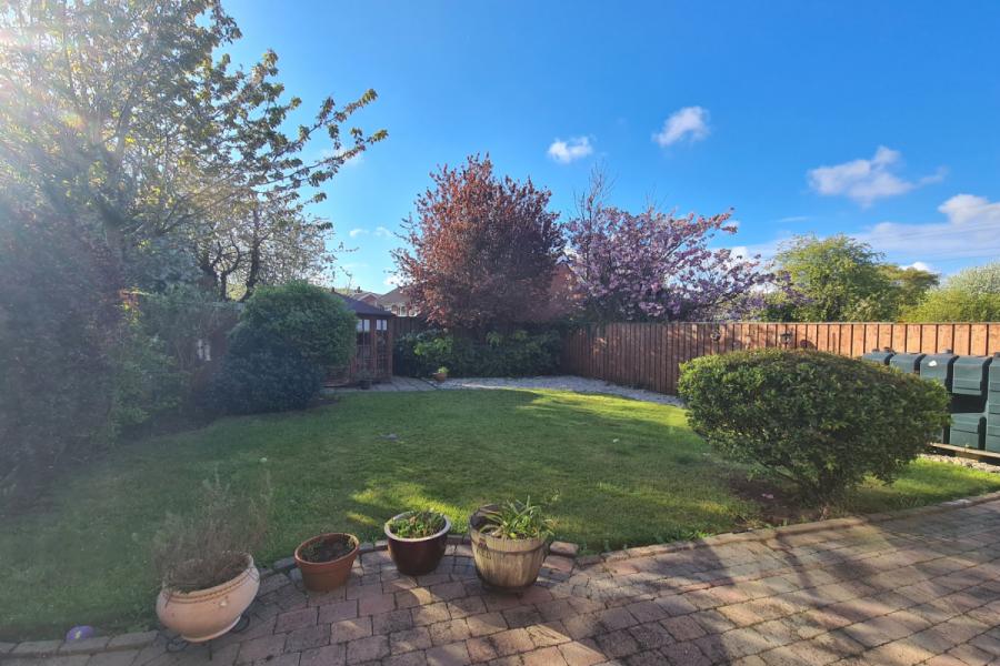 36 Roddens Crescent