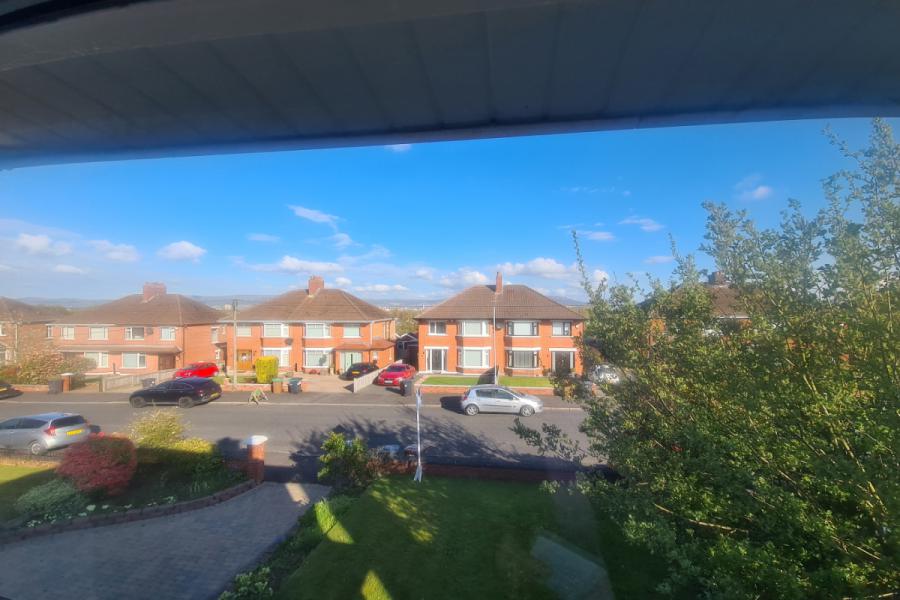 36 Roddens Crescent
