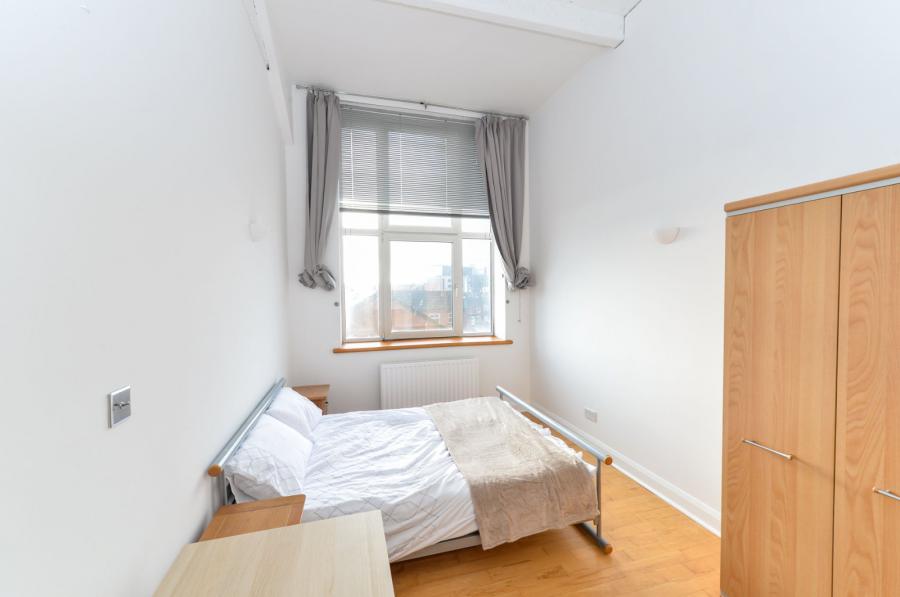 Apartment 205 Somerset Studios, Marcus Ward Street