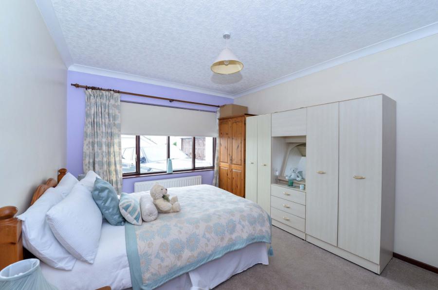 11 Gracemount Park