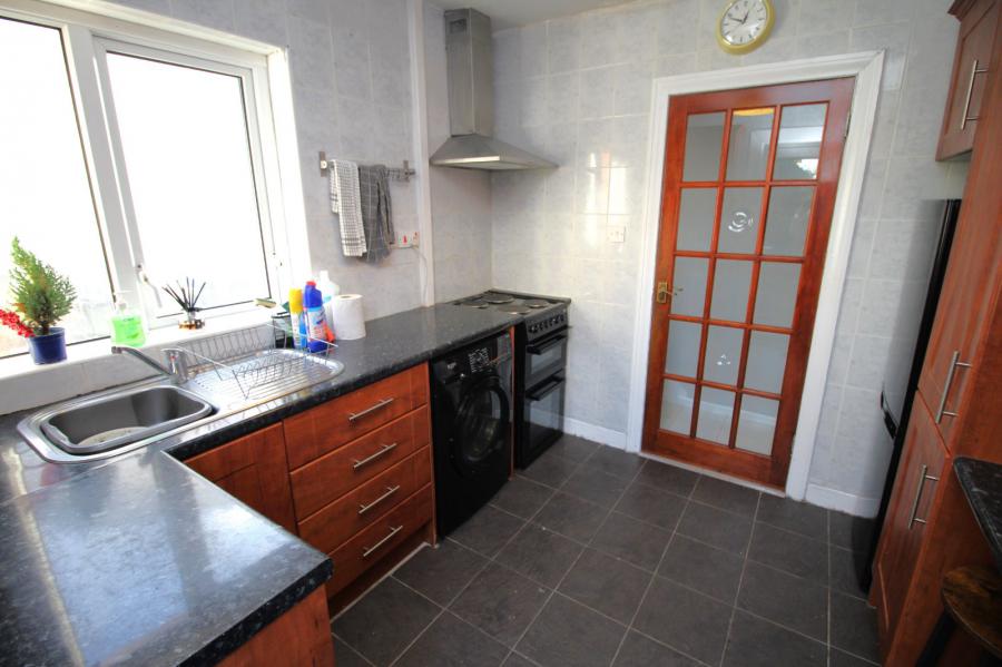 8 Chesham Gardens 8 Chesham Gardens