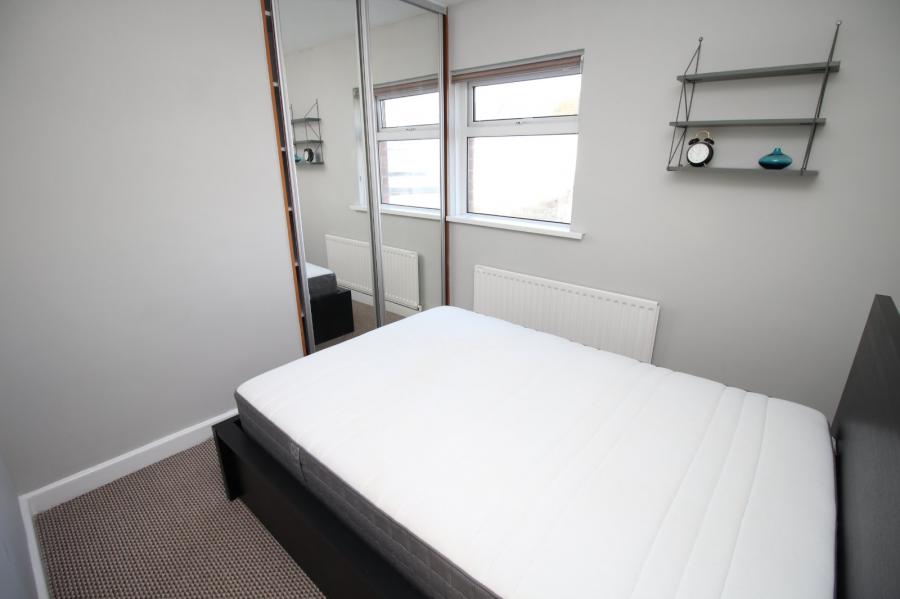 8 Chesham Gardens
