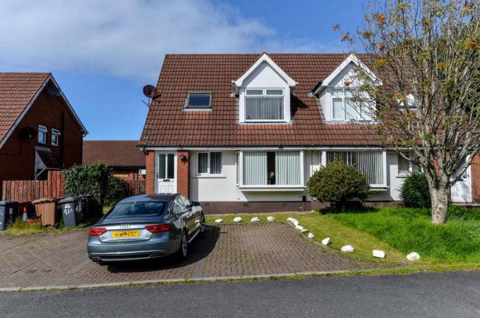 41B Carnbrae Park