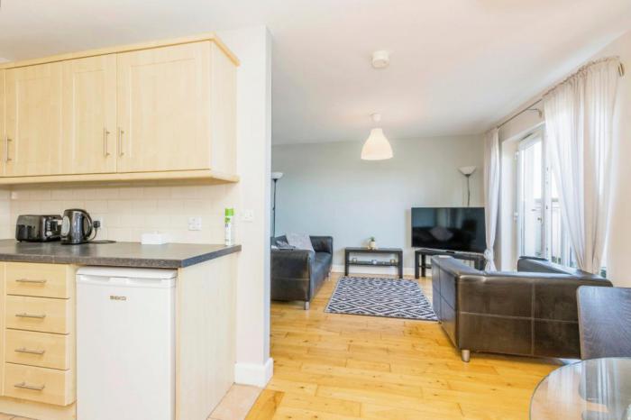 Apartment 805, College Court Central