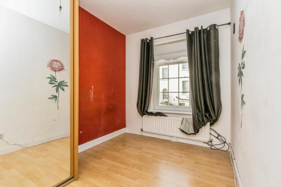 1 Catherine Street North 1 Catherine Street North