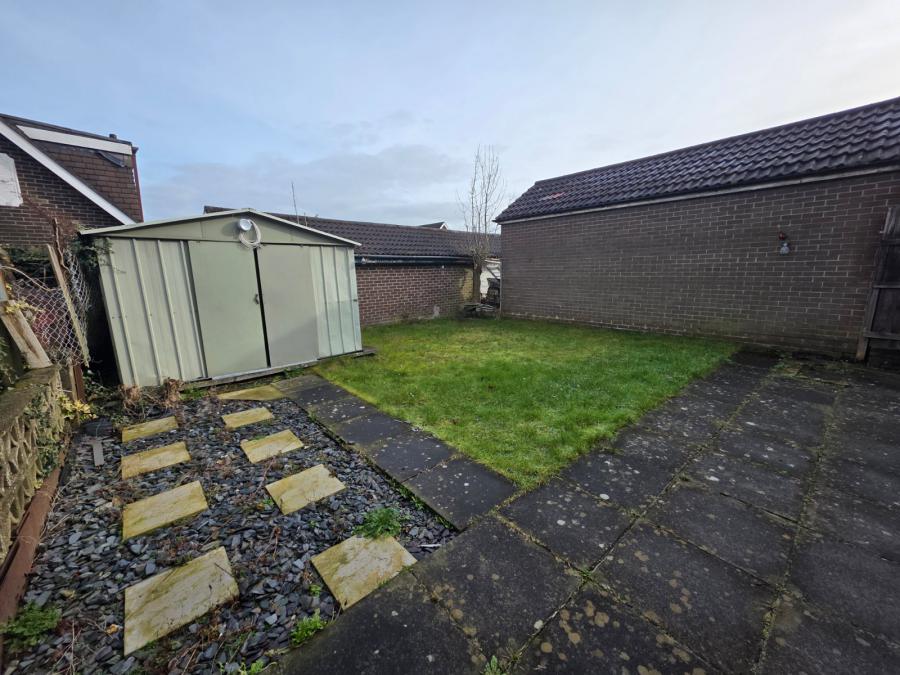 61 Orchardville Crescent