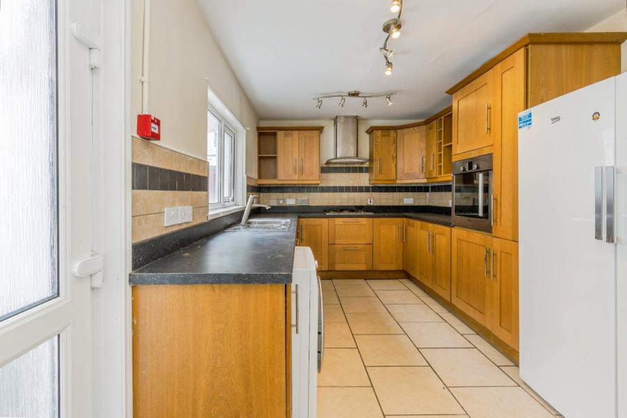 35 Haypark Avenue
