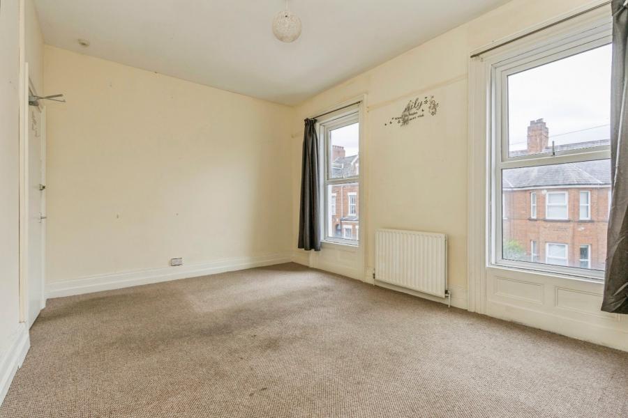 35 Haypark Avenue