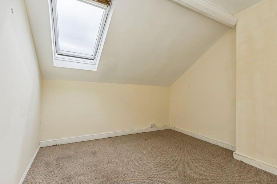 35 Haypark Avenue