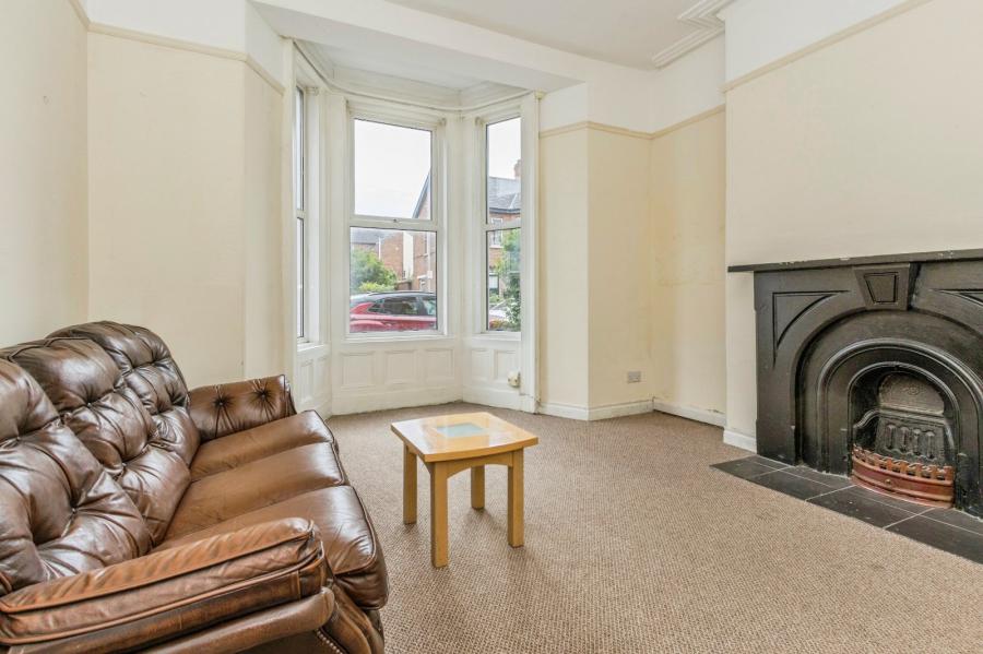 35 Haypark Avenue