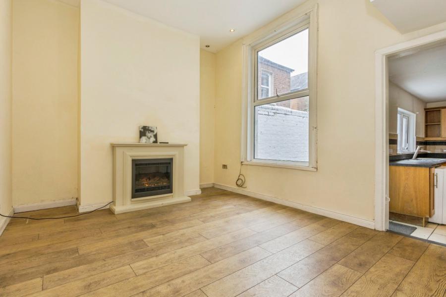 35 Haypark Avenue