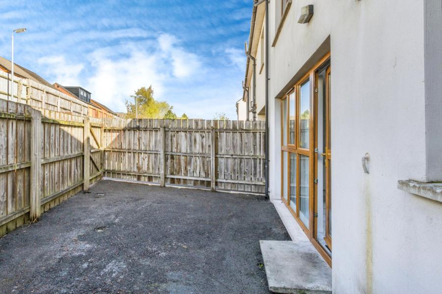 27 Heath Lodge Avenue