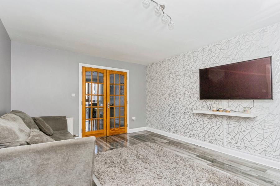27 Heath Lodge Avenue
