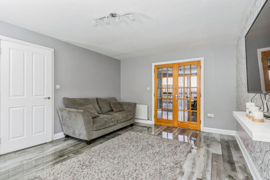 27 Heath Lodge Avenue