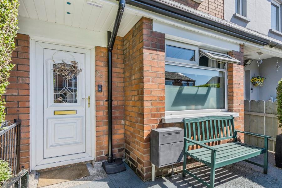 68 Rosebery Road