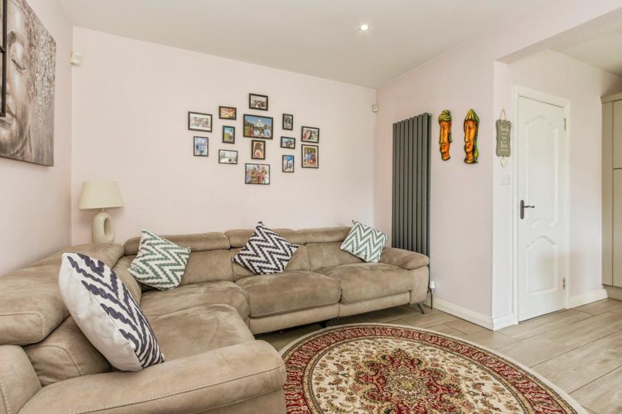 134 Glenholm Park