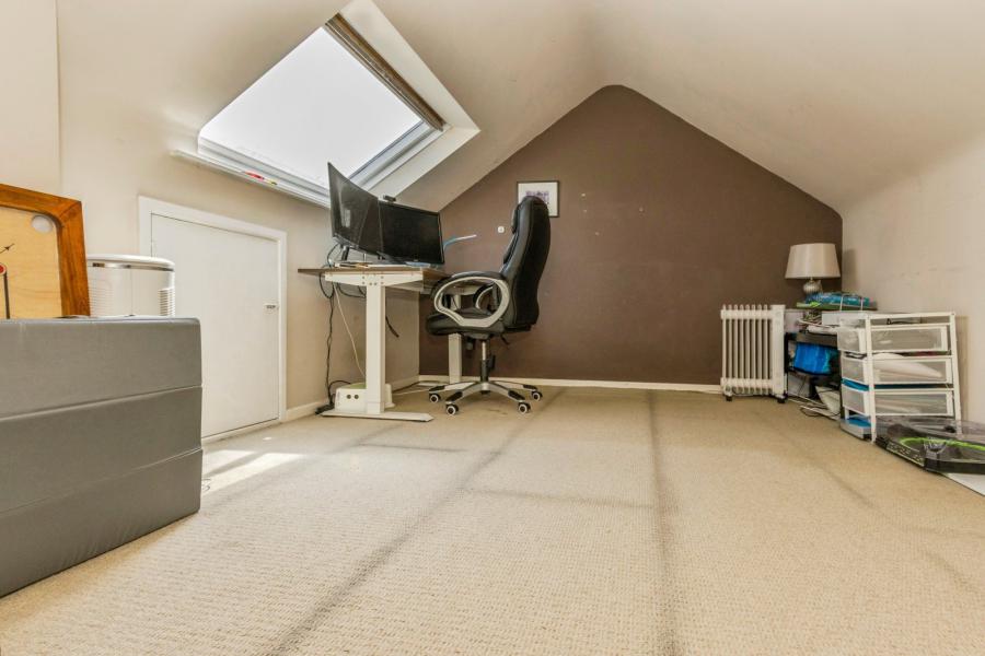 134 Glenholm Park
