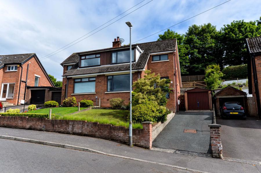 9 Beechgrove Rise