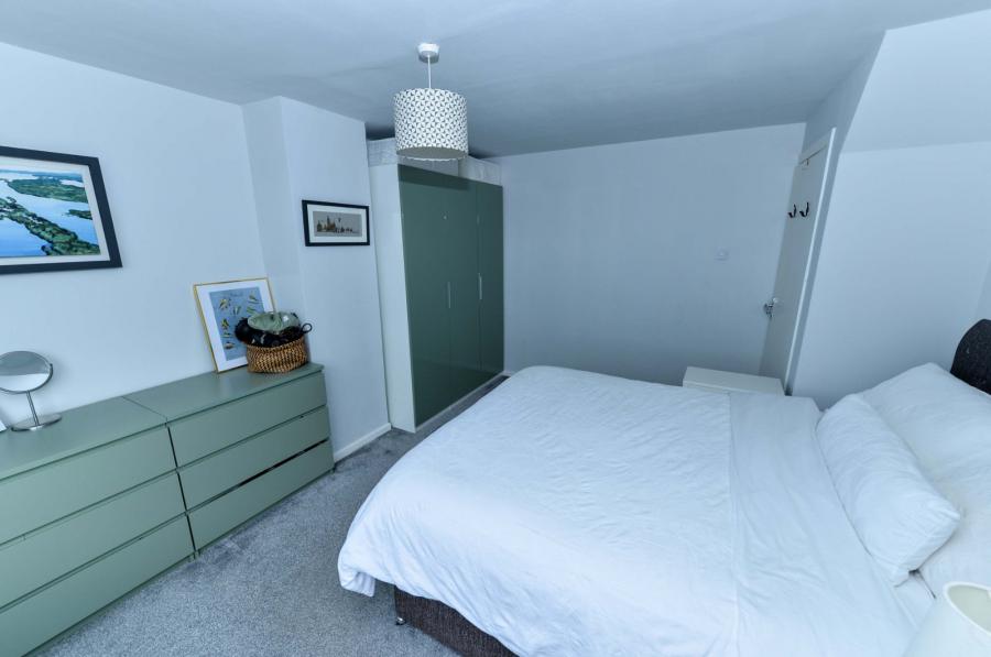 9 Beechgrove Rise