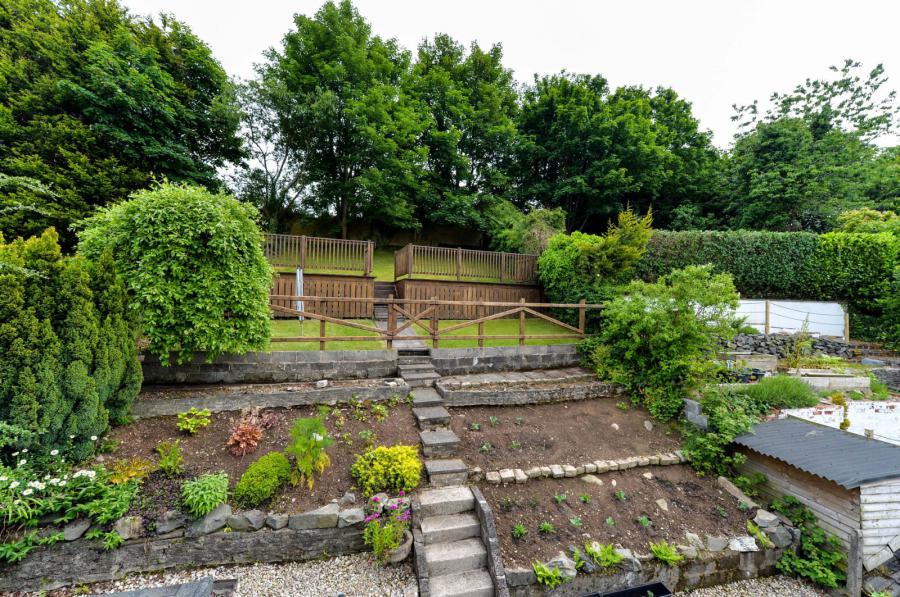 9 Beechgrove Rise