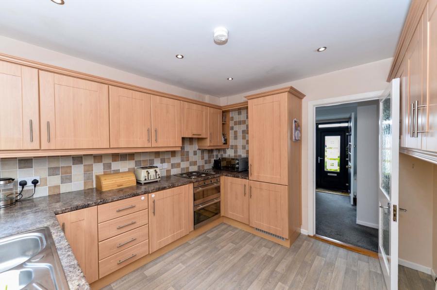 9 Beechgrove Rise