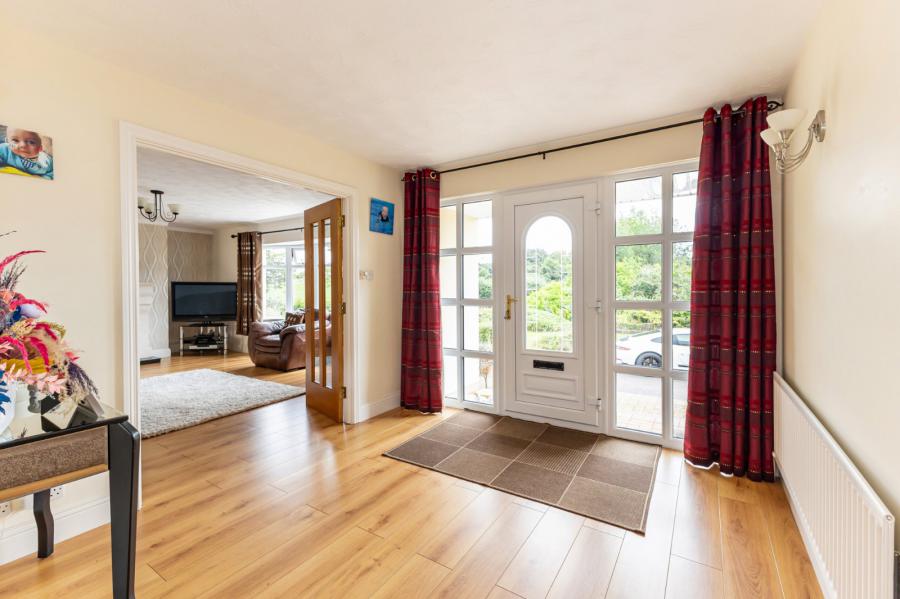 24 Crossgar Road East