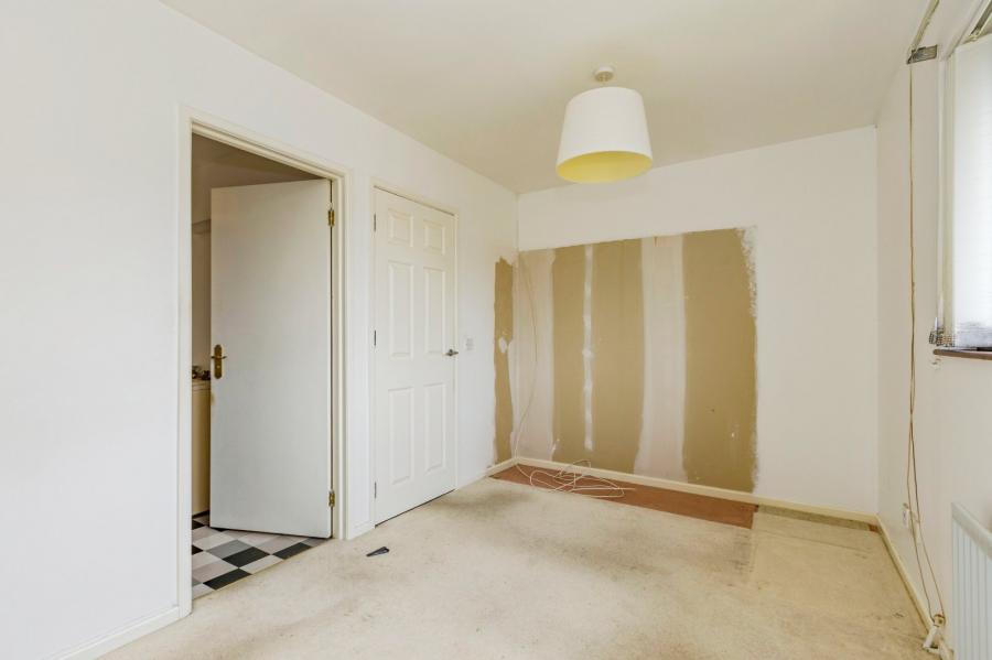 20 Briarwood Park